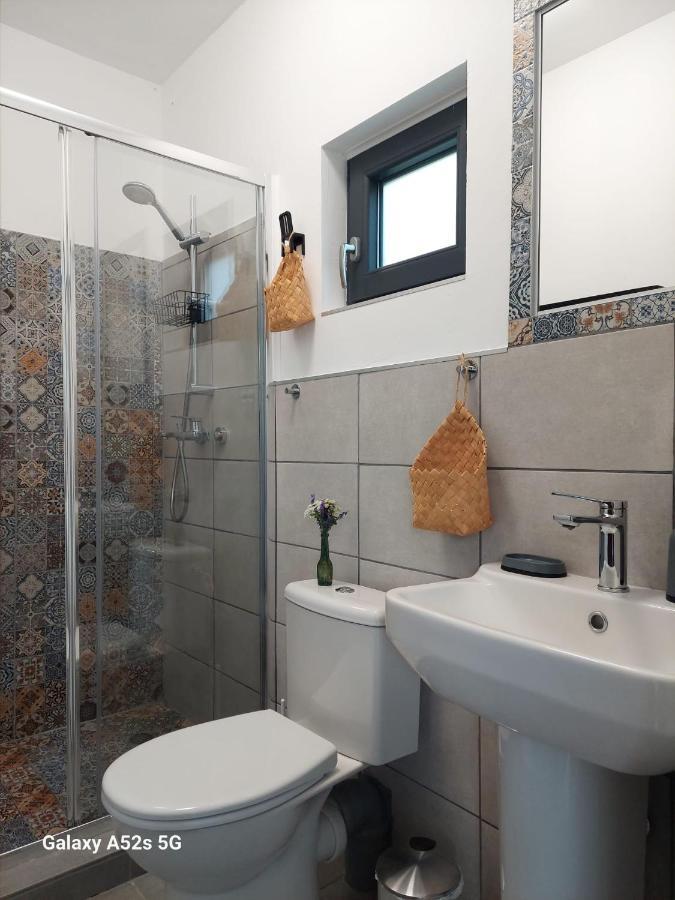 Casa De Pe Un Deal-Provita De Sus-Prahova Exteriör bild