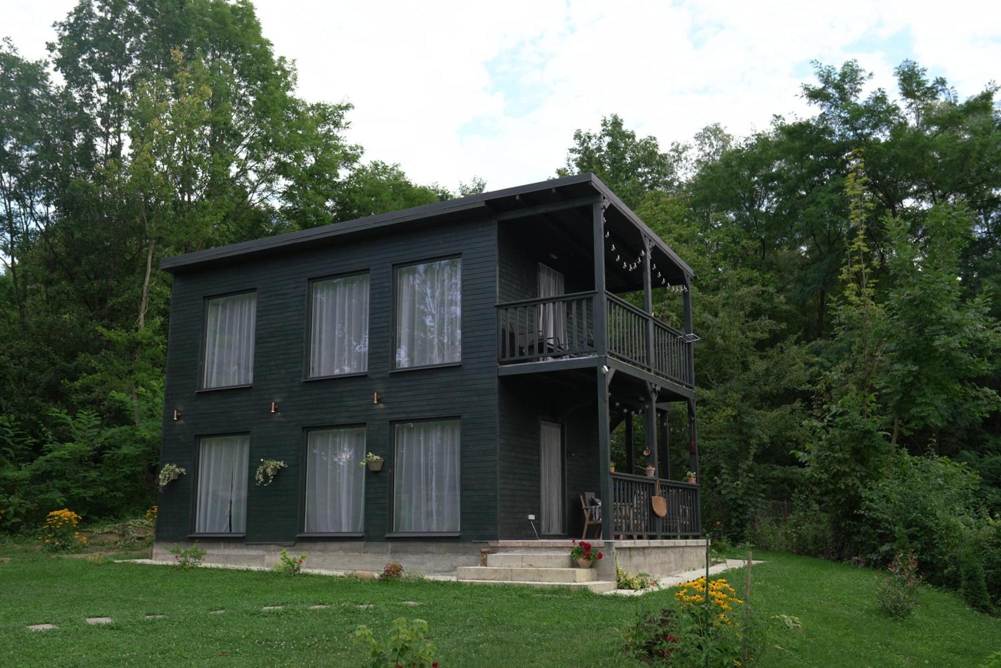 Casa De Pe Un Deal-Provita De Sus-Prahova Exteriör bild