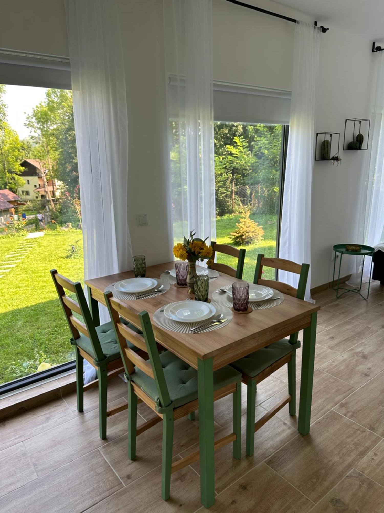 Casa De Pe Un Deal-Provita De Sus-Prahova Exteriör bild